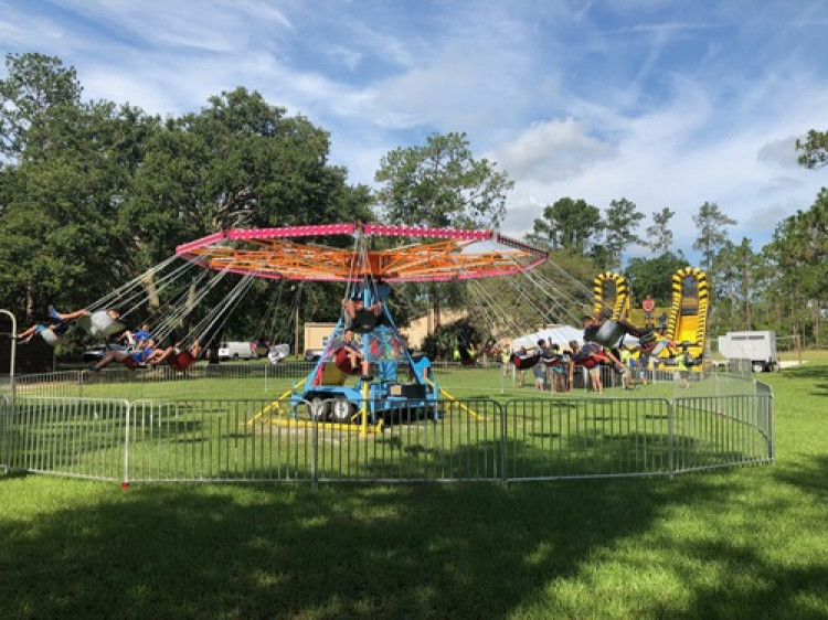 Cyclone Swing Cyclone Swing